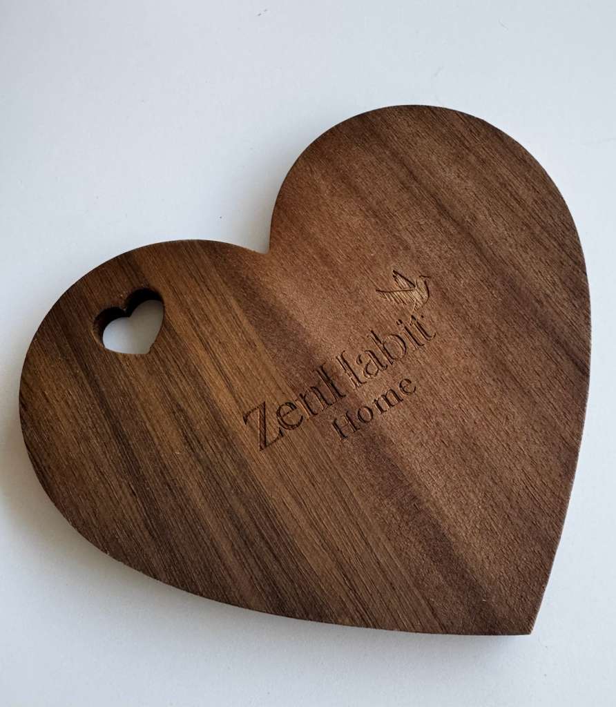 Heart-Shaped Wooden Cutting Board - Natural Kitchen & Gift