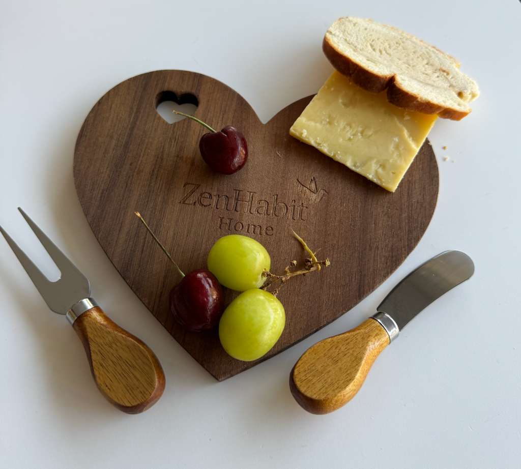Heart-Shaped Wooden Cutting Board - Natural Kitchen & Gift